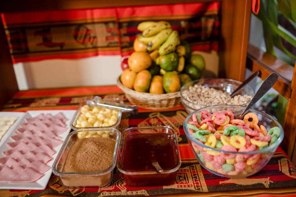 Variedad del desayuno buffet