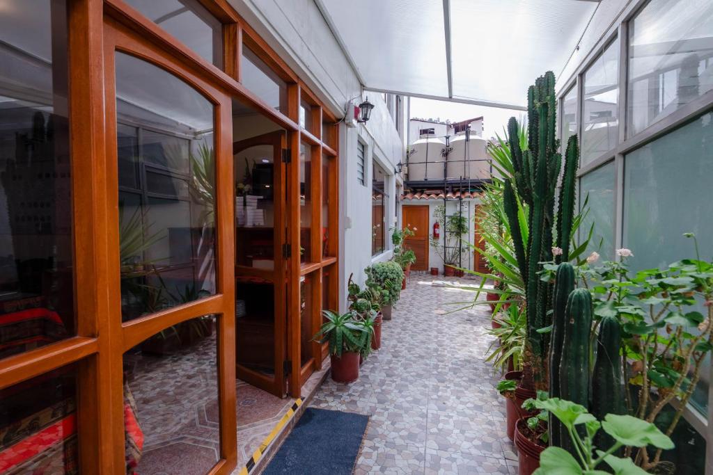 Patio interior del Quechua Recoleta Hostal