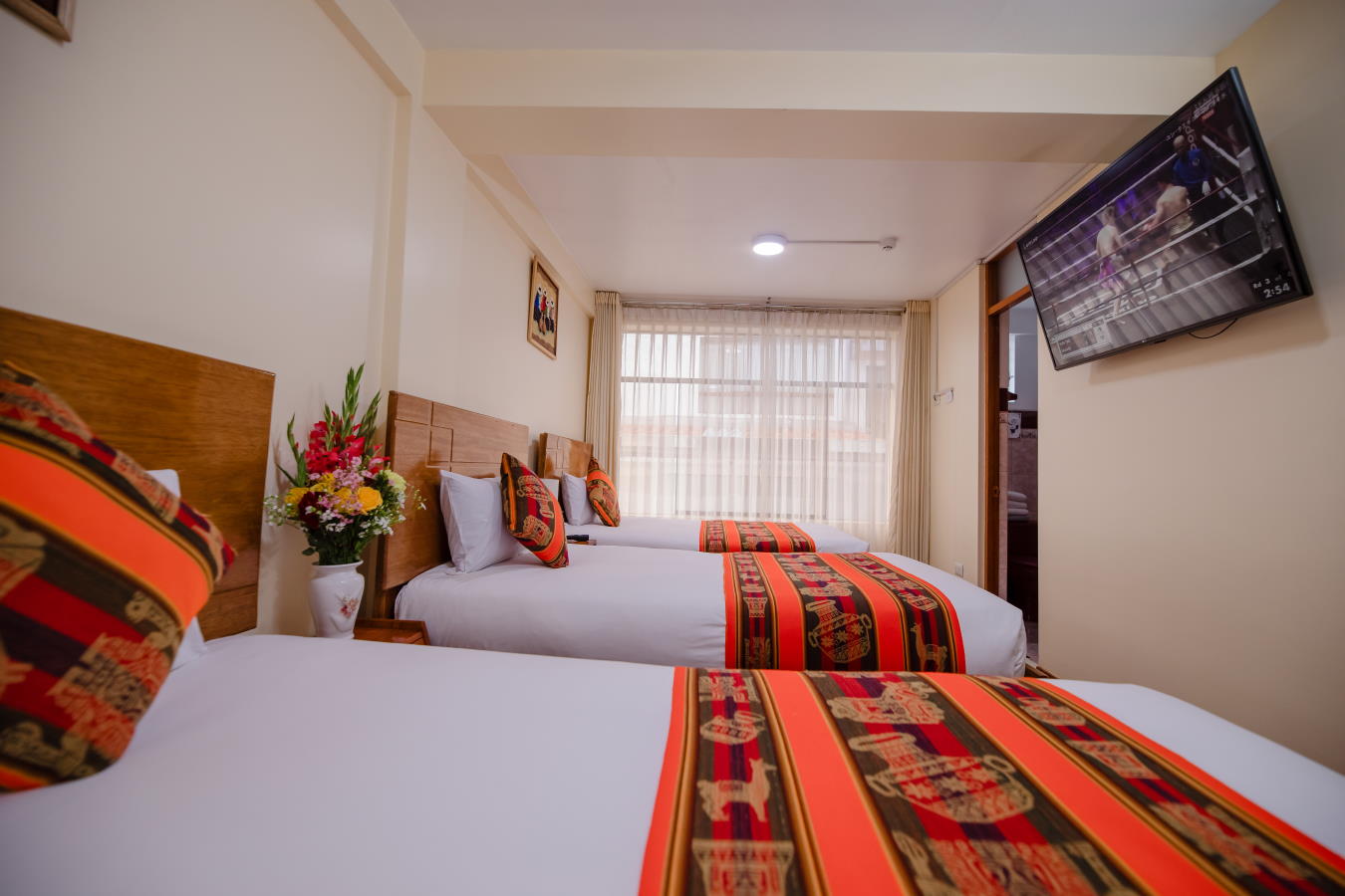 Habitación Triple revisa aqui precios en Quechua Hostal Recoleta