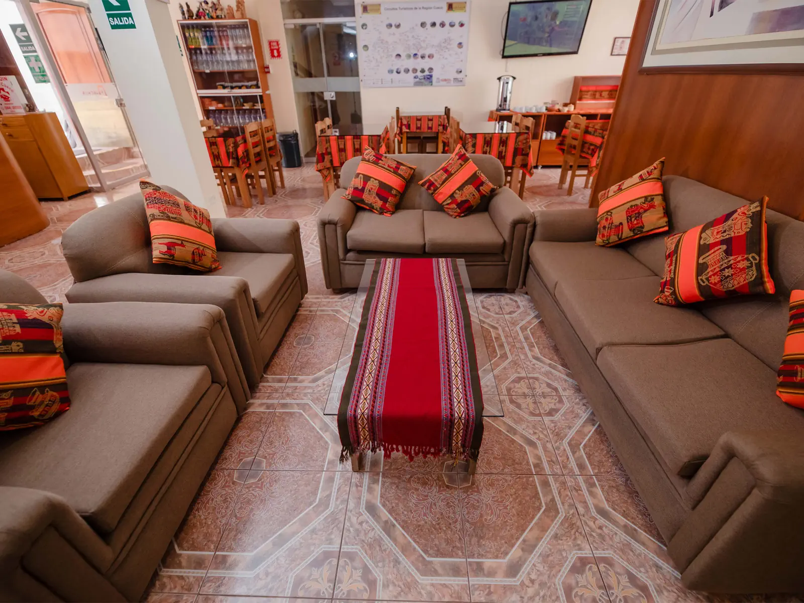 Zona de Recepcion en Quechua Hostal Recoleta